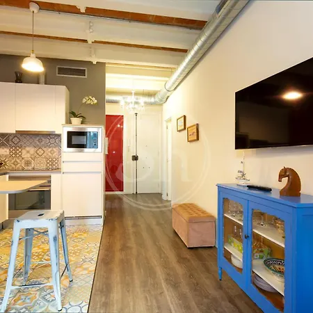Wonderful Elkano Apartment *